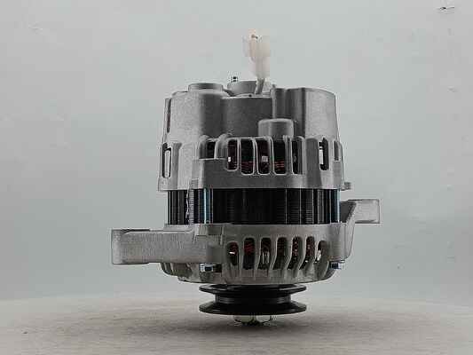 MITSUBISHI V2403 Auto Dynamo 12V 50A 1PK 3C08174010 3C08174011 31A6800400 A7T02071A voor KUBOTA
