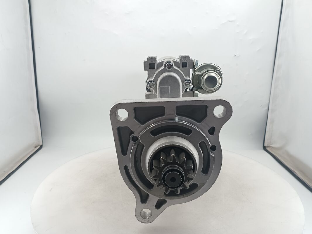 24V 8KW 11T motorstartermotor voor Isuzu dieselmotoren met accessoires